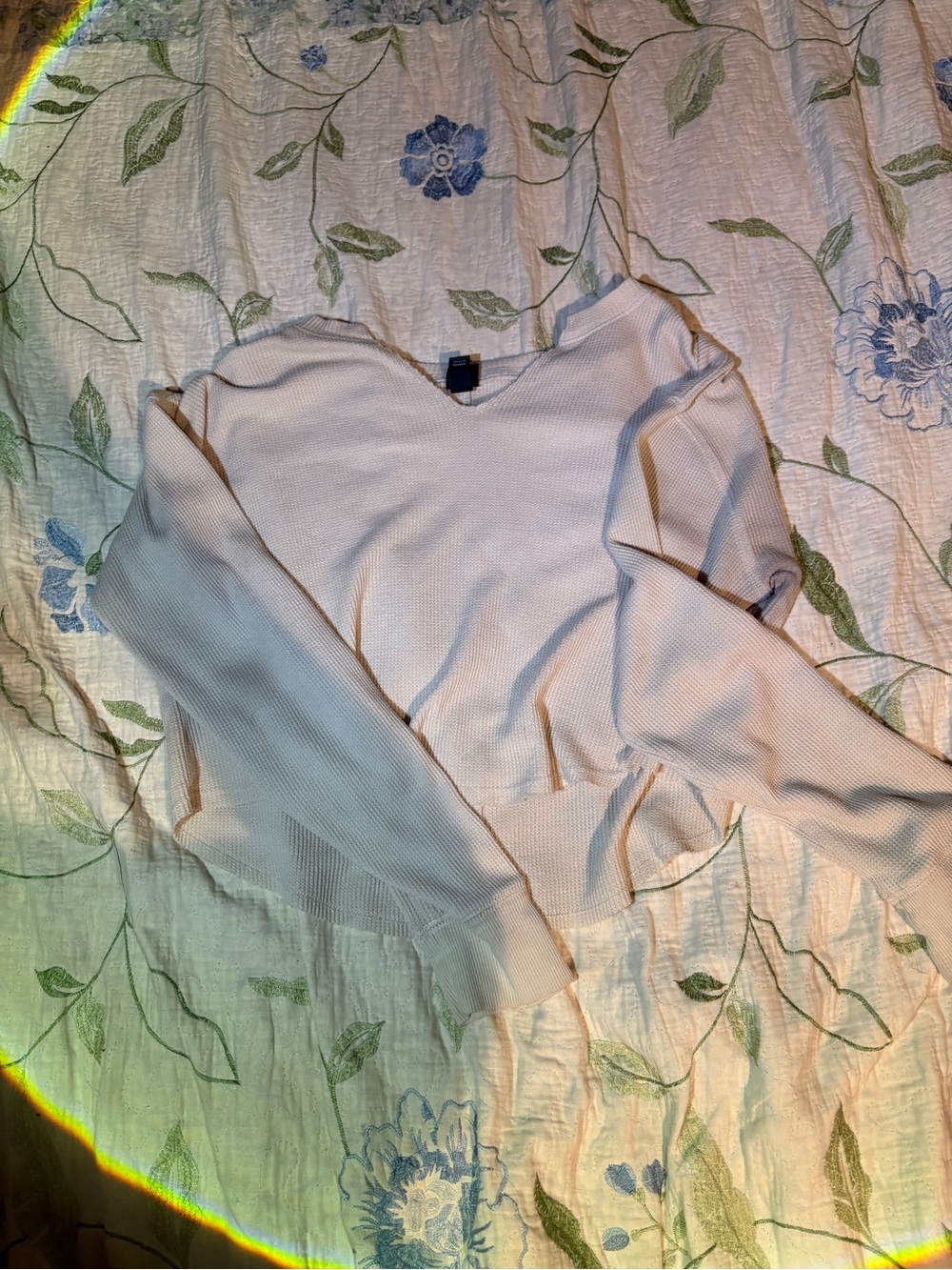 Women's Cream V-Neck Lightweight Sweater